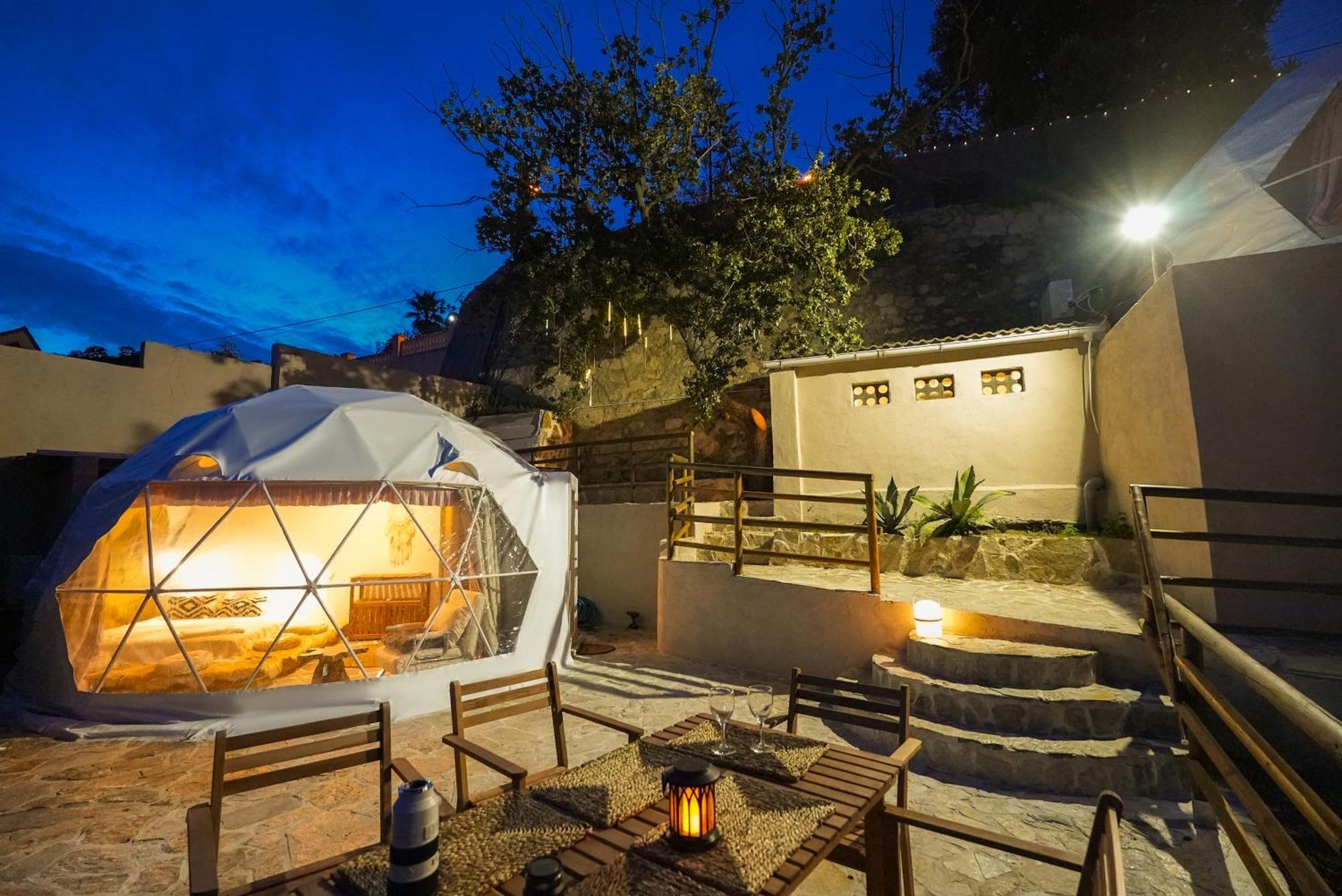 Aaa View Private Terrace Outdoor Heated Hot Tub Family Fun Villa Badalona Kültér fotó